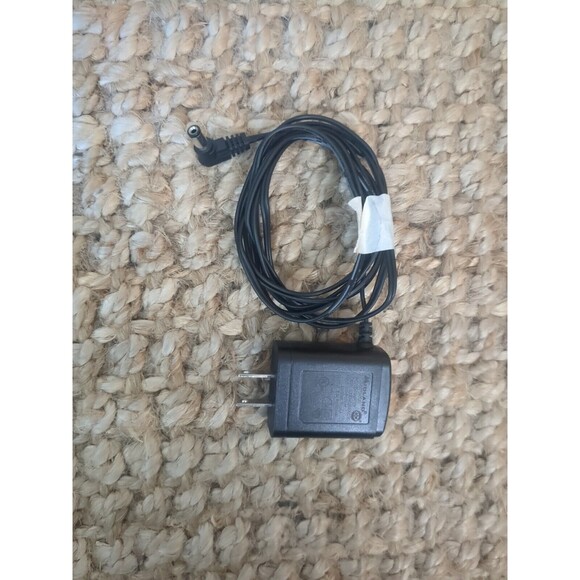 Direct TV System/Bundle Wireless Video Bridge,1 Genie Mini, 2 Remotes Cords - Picture 12 of 12